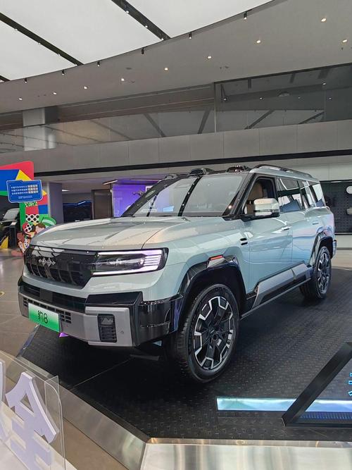 成都23比亚迪方程豹硬派越野的爆款，英菲尼迪35周年与你共成长